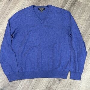 Men’s Brooks Brothers Medium Supima Cotton Navy V Neck Sweater Soft Thin Layer